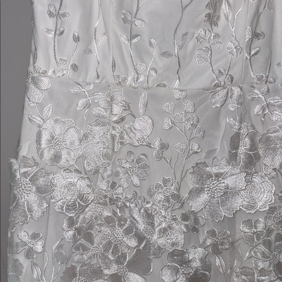 City Vibe White Dimensional Floral Appliqué Minidress Bachelorette Size 15 NWT - Picture 9 of 9